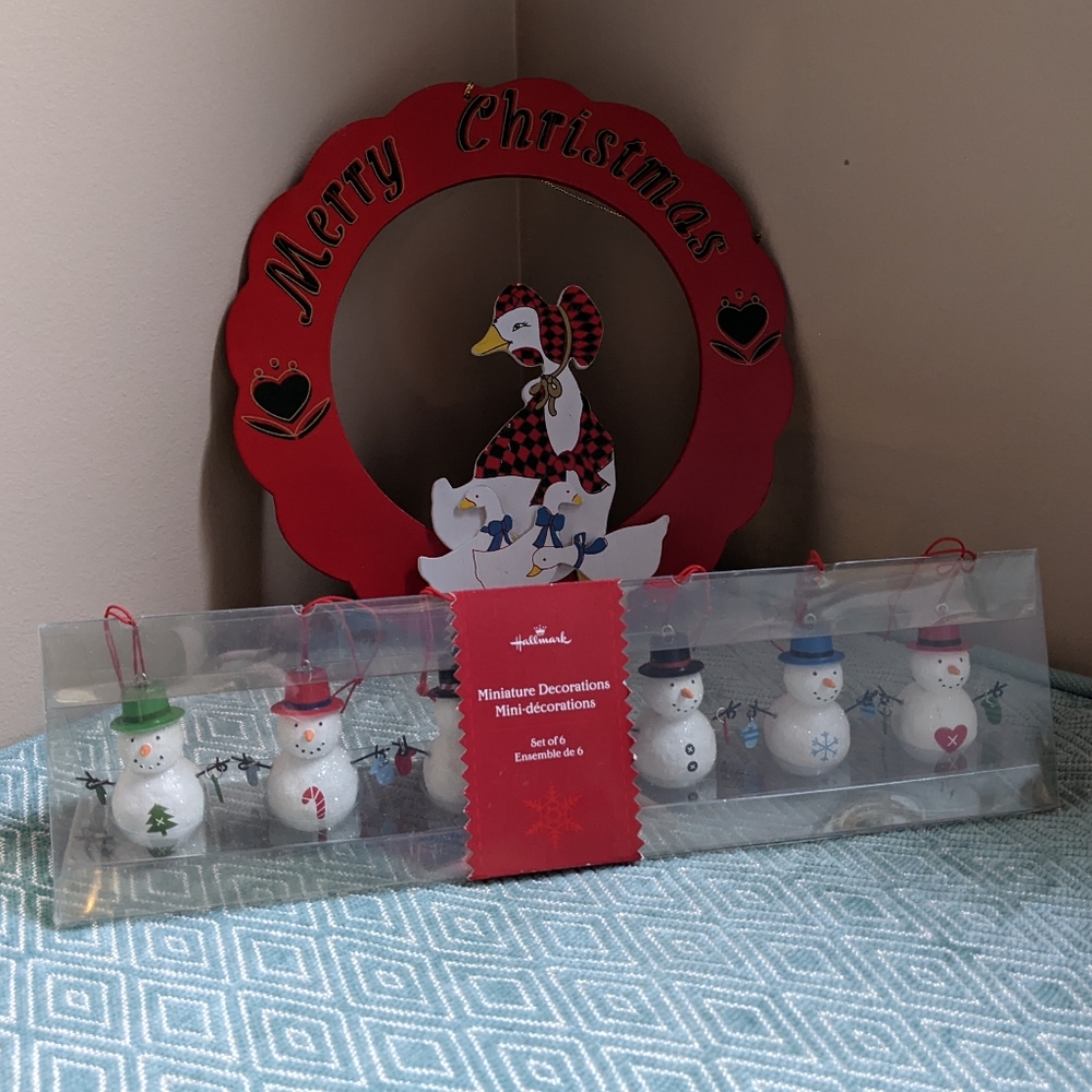 Hallmark Mini Snowman Ornaments + Bonus Wooden Christmas Decoration